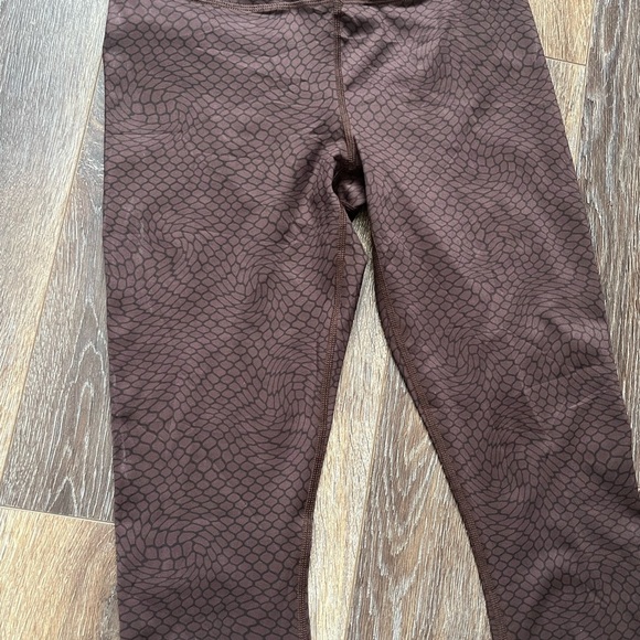 NEW NWT FABLETICS OASIS HIGH WAISTED LEGGING PANTS CACAO WARPED NWT (s) - Picture 4 of 7